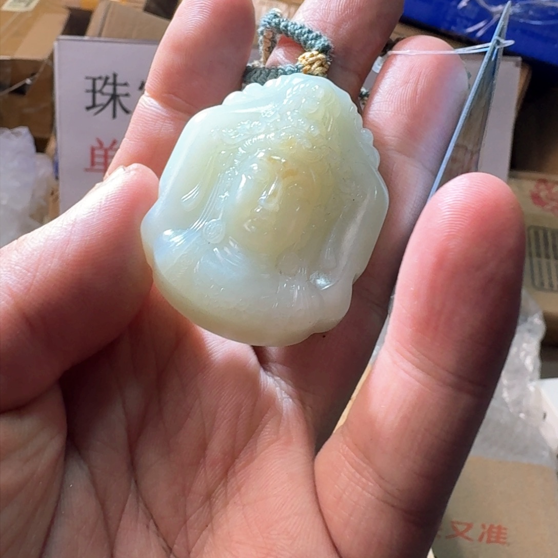 和田玉颈饰未镶嵌