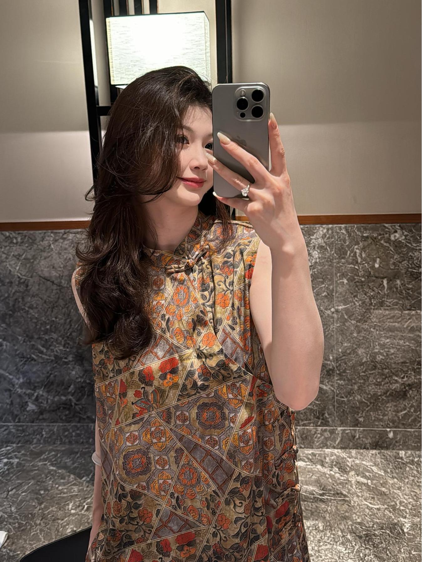 黄小新|【琉璃】老钱风复古缎面新中式休闲宽松ins碎花气质上衣夏季