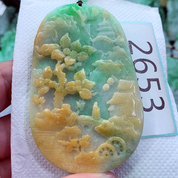 吊坠(不含链)未镶嵌翡翠