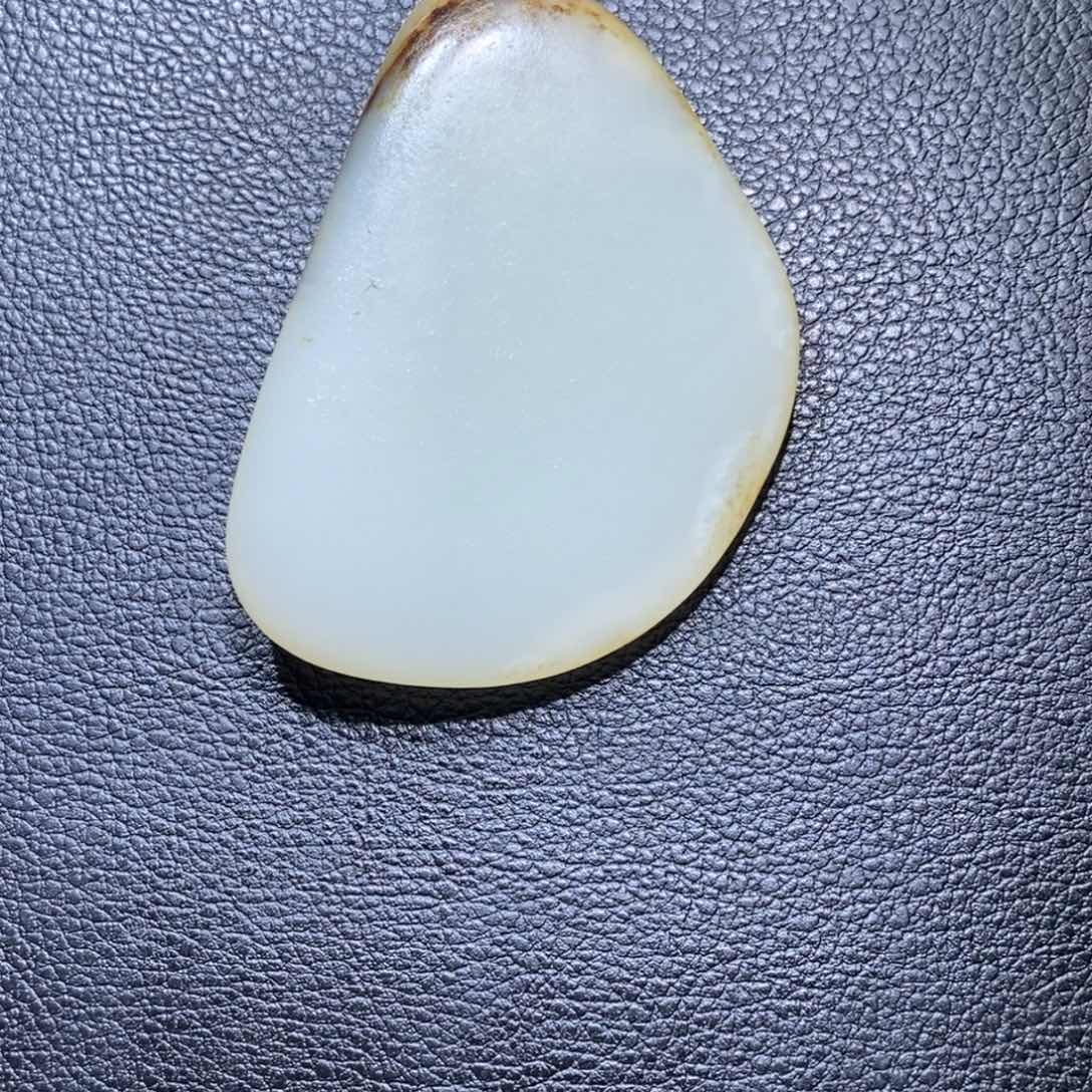 和田玉颈饰未镶嵌明**天