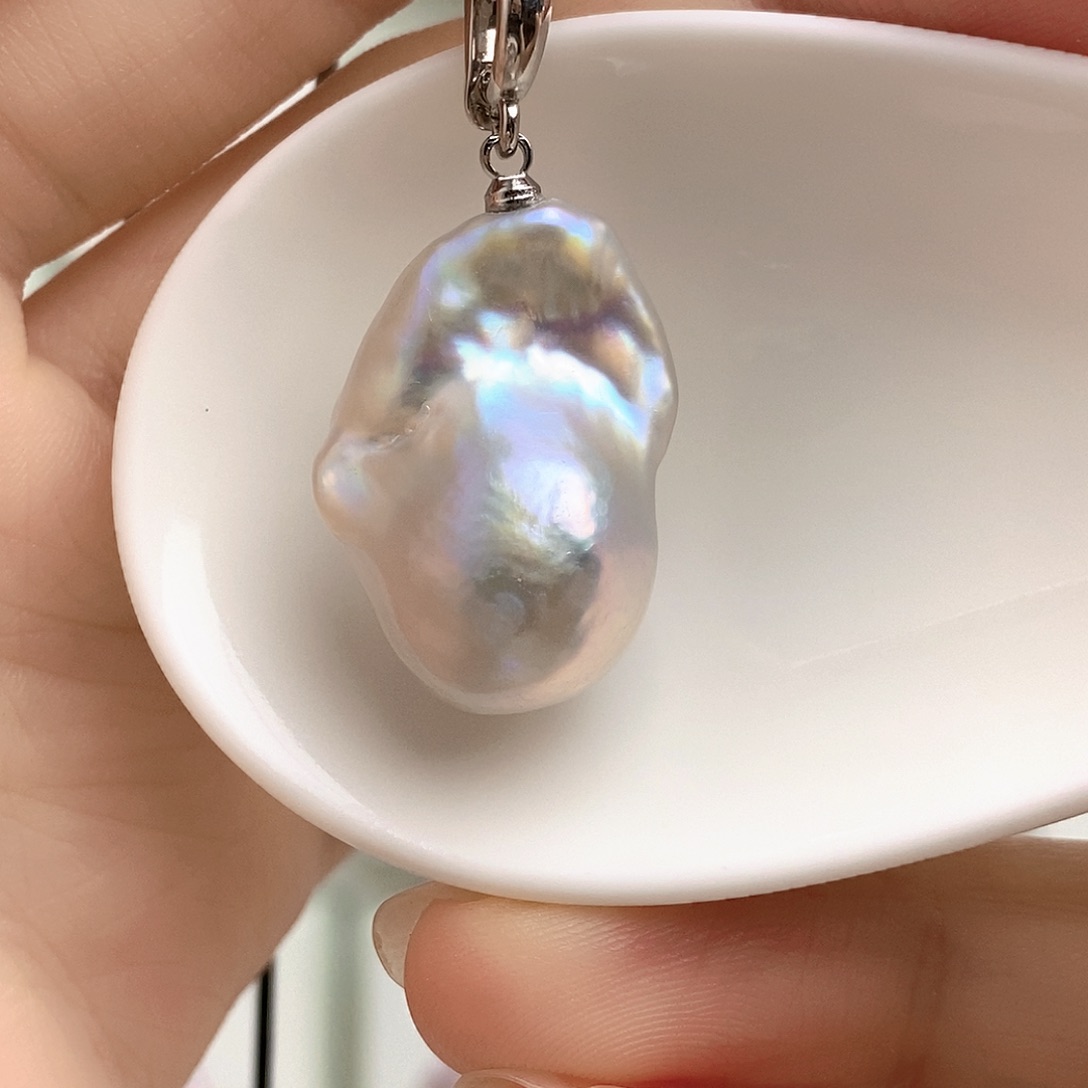淡水珍珠未镶嵌吊坠(赠链)