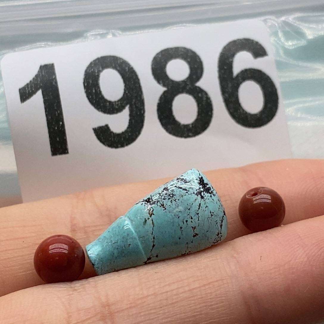 南红玛瑙颈饰未镶嵌