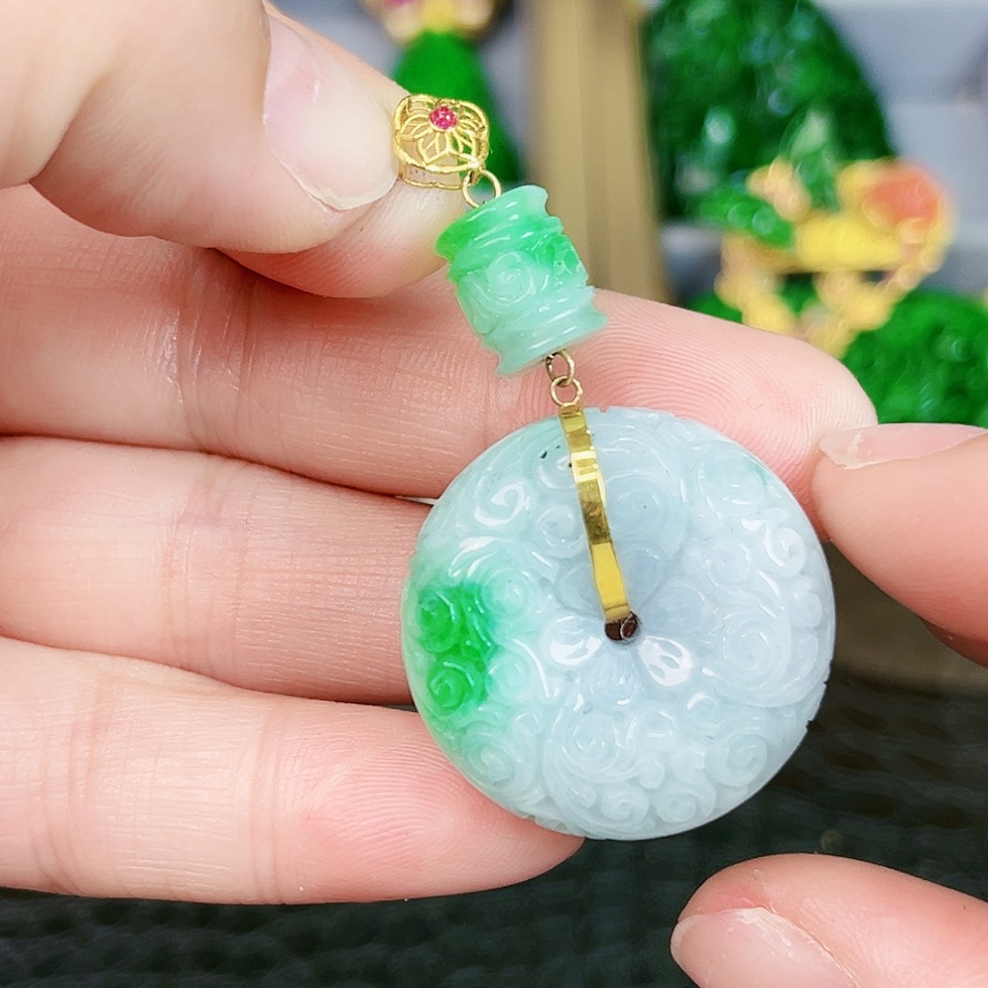 翡翠项链18K金镶嵌吊坠