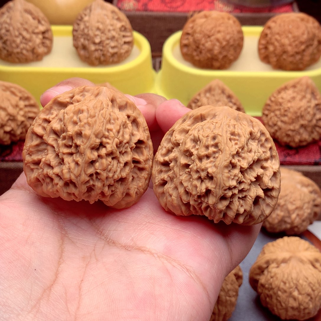 文玩核桃把件南疆石44尺寸/16号