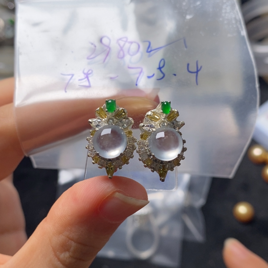 定制翡翠未镶嵌不退不换