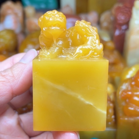 老挝石质地細膩光滑篆刻写字刀感十足