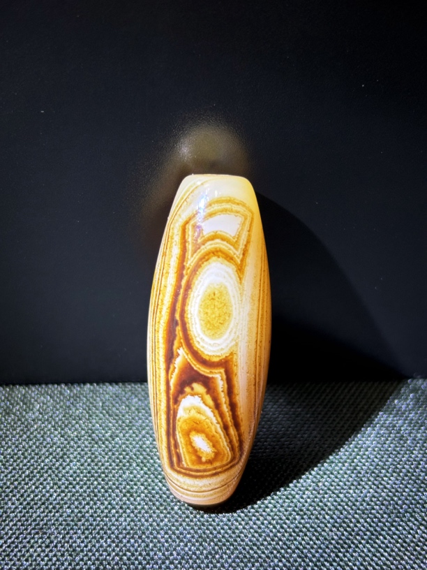 个性天圆地方玛瑙珠