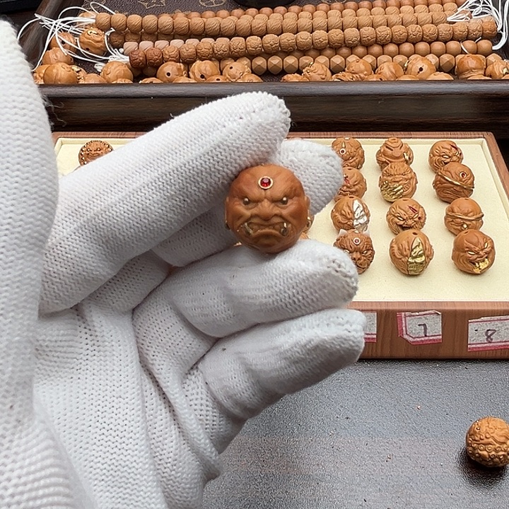 猴头核桃吊坠猴头核桃雕刻