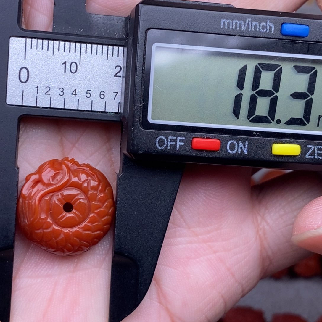 南红玛瑙配饰未镶嵌