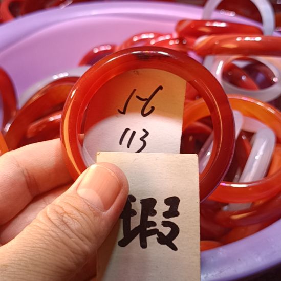 玛瑙/玉髓未镶嵌手镯