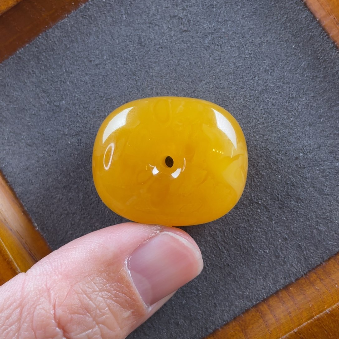 琥珀颈饰未镶嵌小****卡蜜蜡吊坠