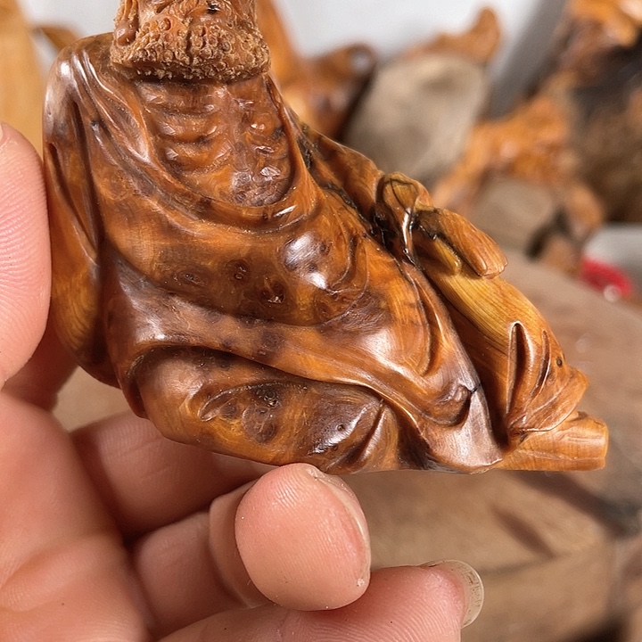 柏木清****崖柏手把件达哥