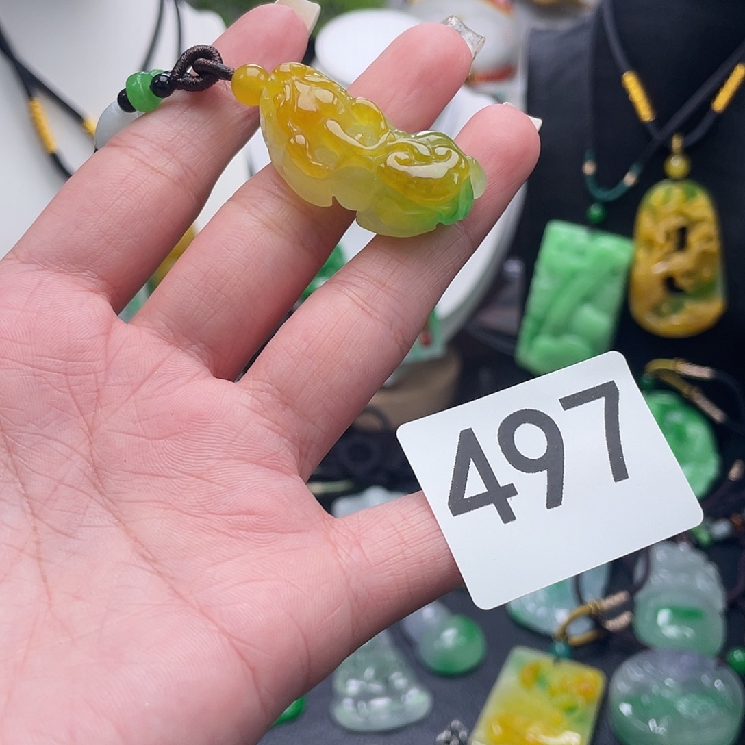 吊坠(赠链)未镶嵌翡翠