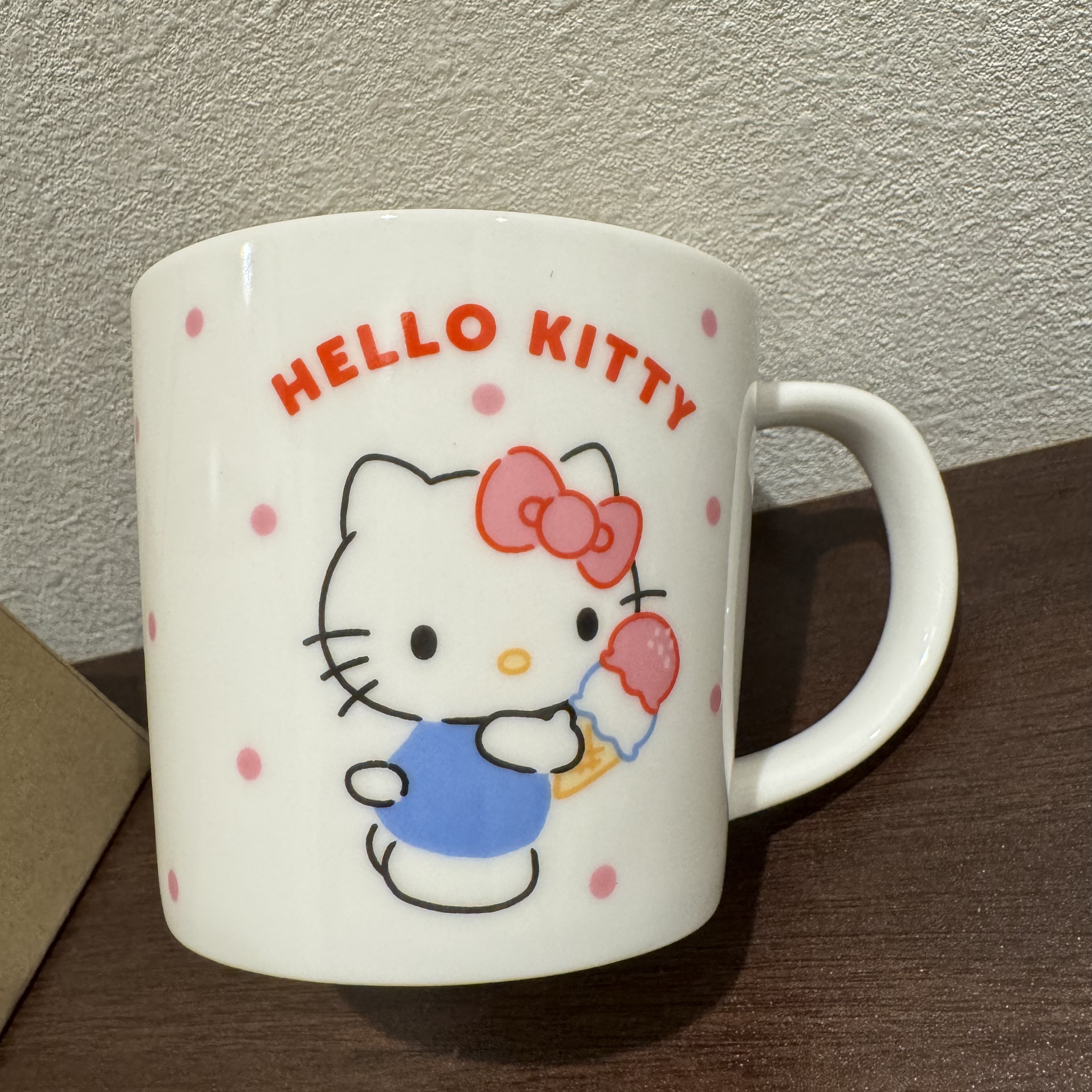 【大阪限定】Hello Kitty 白色短袖套装 Kitty杯 日本制