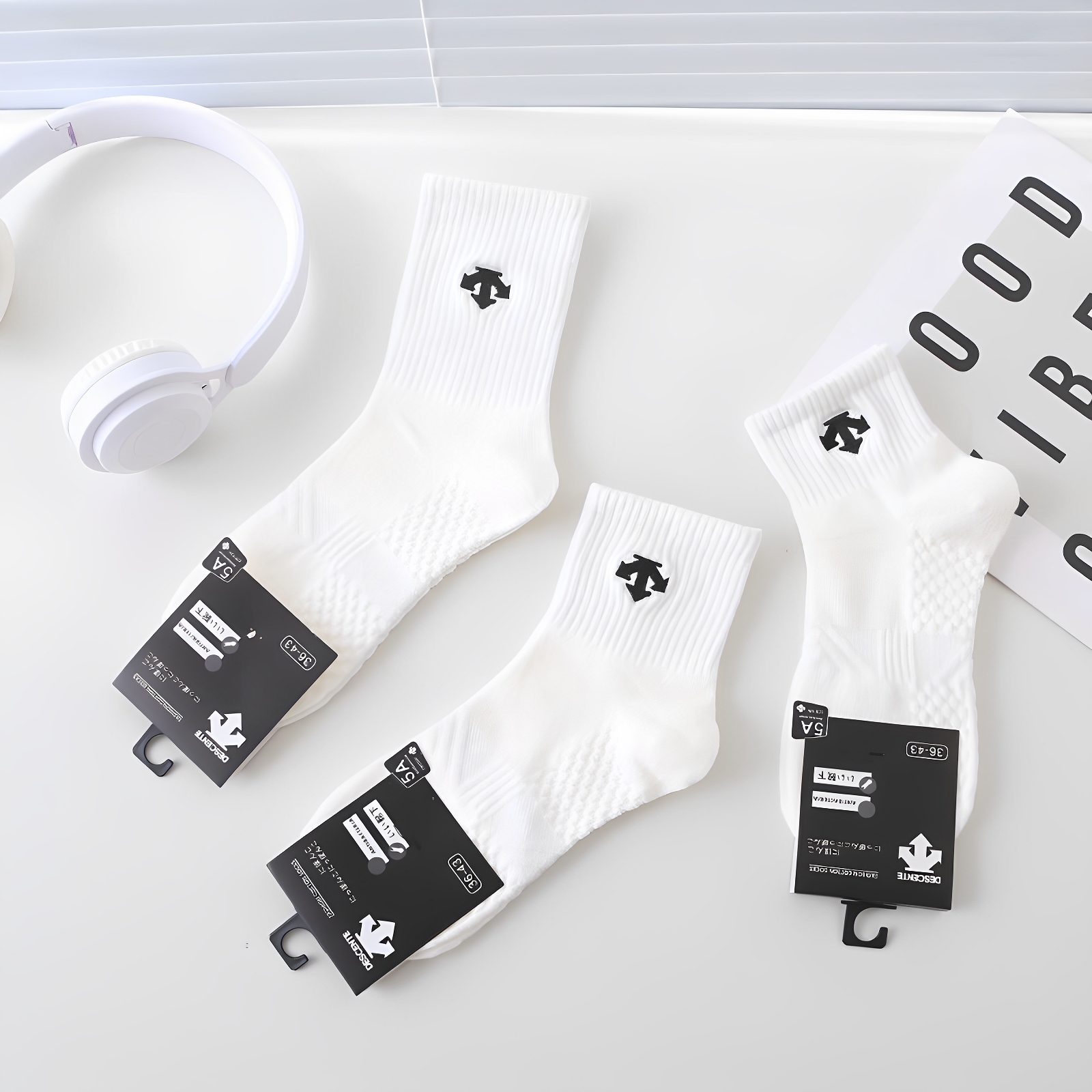 迪桑高端品牌男女同款纯棉袜子夏季薄款运动透气吸汗防臭中筒袜特