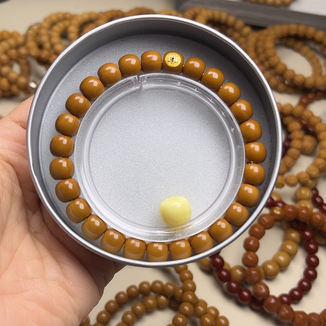 猴头核桃手串老邢9.0左右