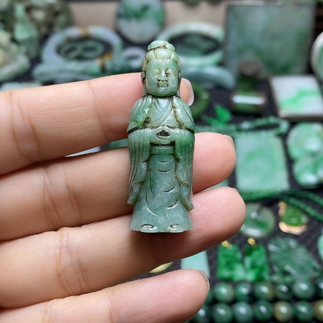 翡翠挂件未镶嵌缅甸天然翡翠站观音