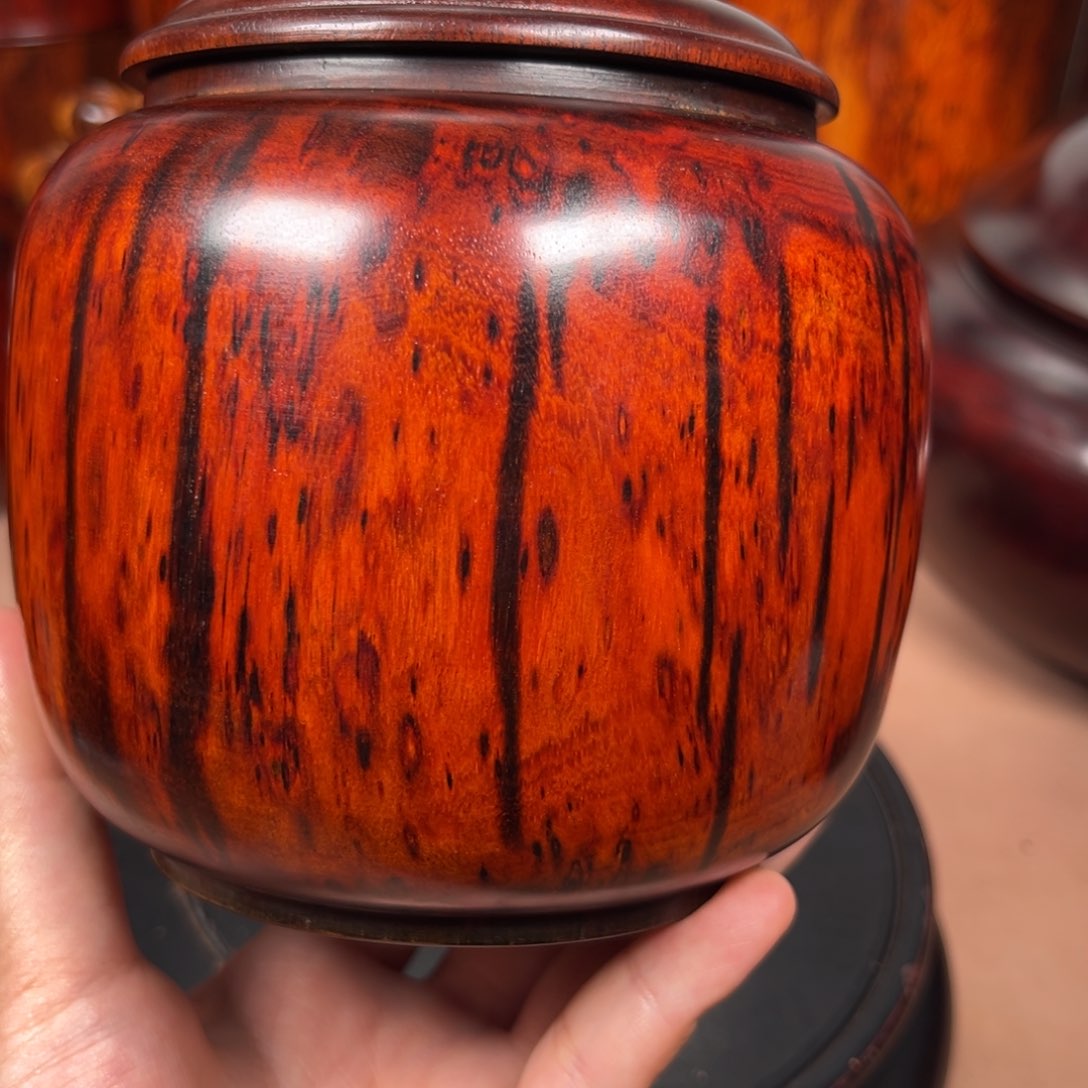 檀香木小叶紫檀茶叶罐