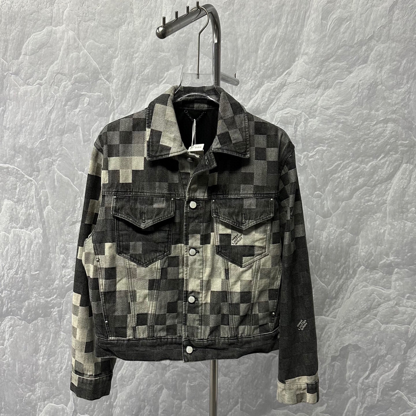 未使用 LouisVuitton/路易威登 SS25棋盘格牛仔外套 46码 P00631