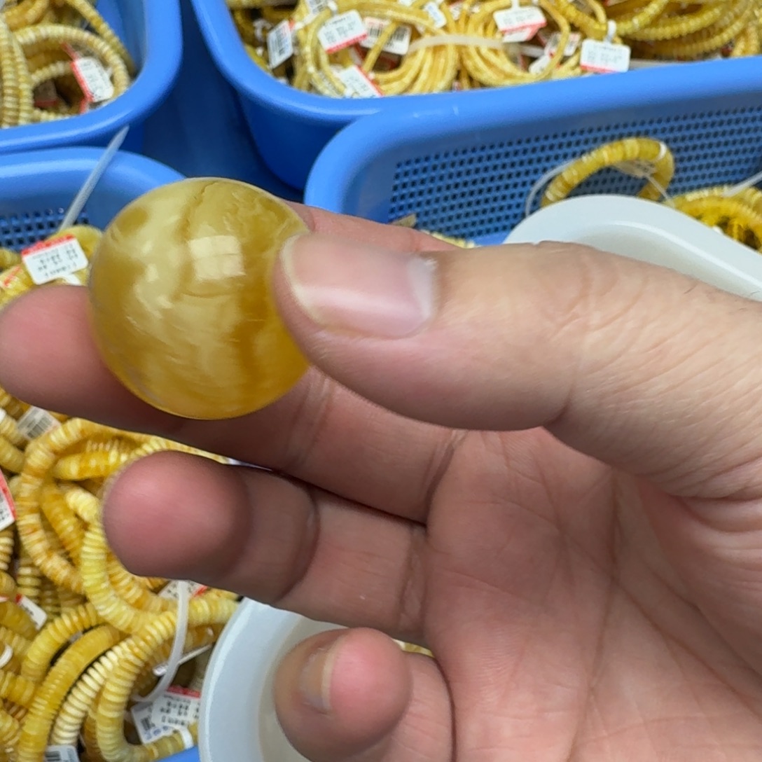 天***阳琥珀未镶嵌手链蜜蜡手串