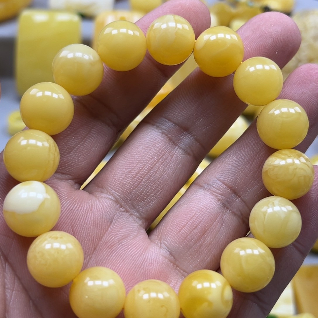 蜜蜡珠宝奇石未镶嵌