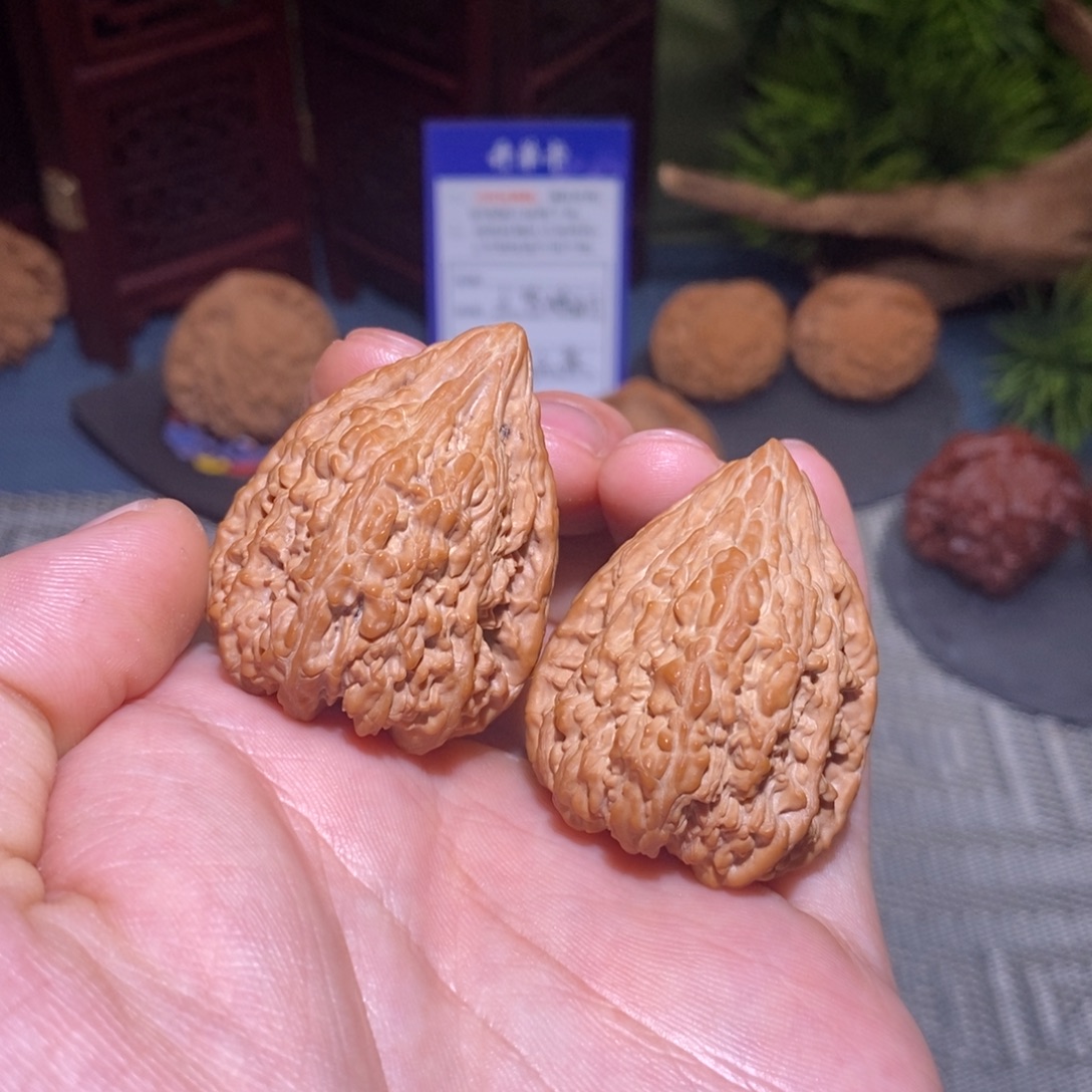 34尺 全品无修白茬 25头茬 塔尖
