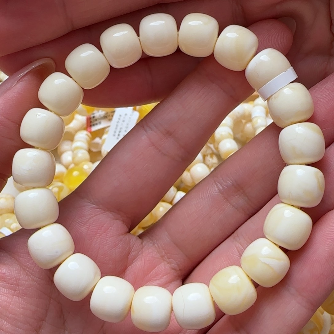 琥珀手链未镶嵌蜜蜡