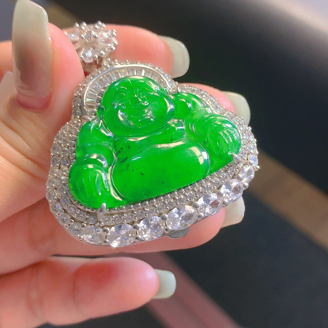 翡翠颈饰银S925镶嵌翡翠