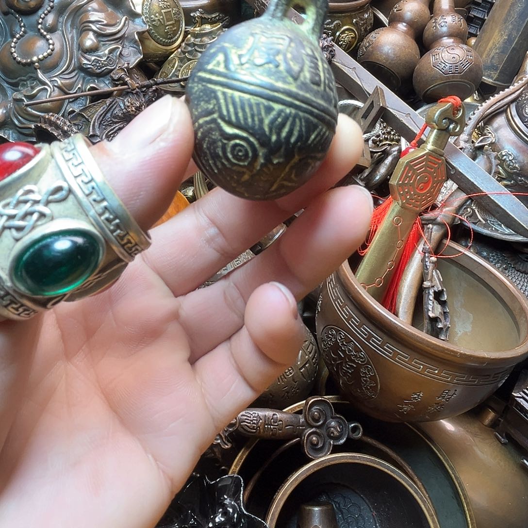 精美铜器收藏品等