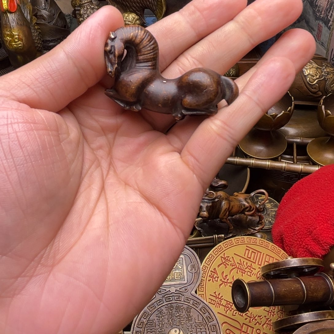 精美铜器，点击下单