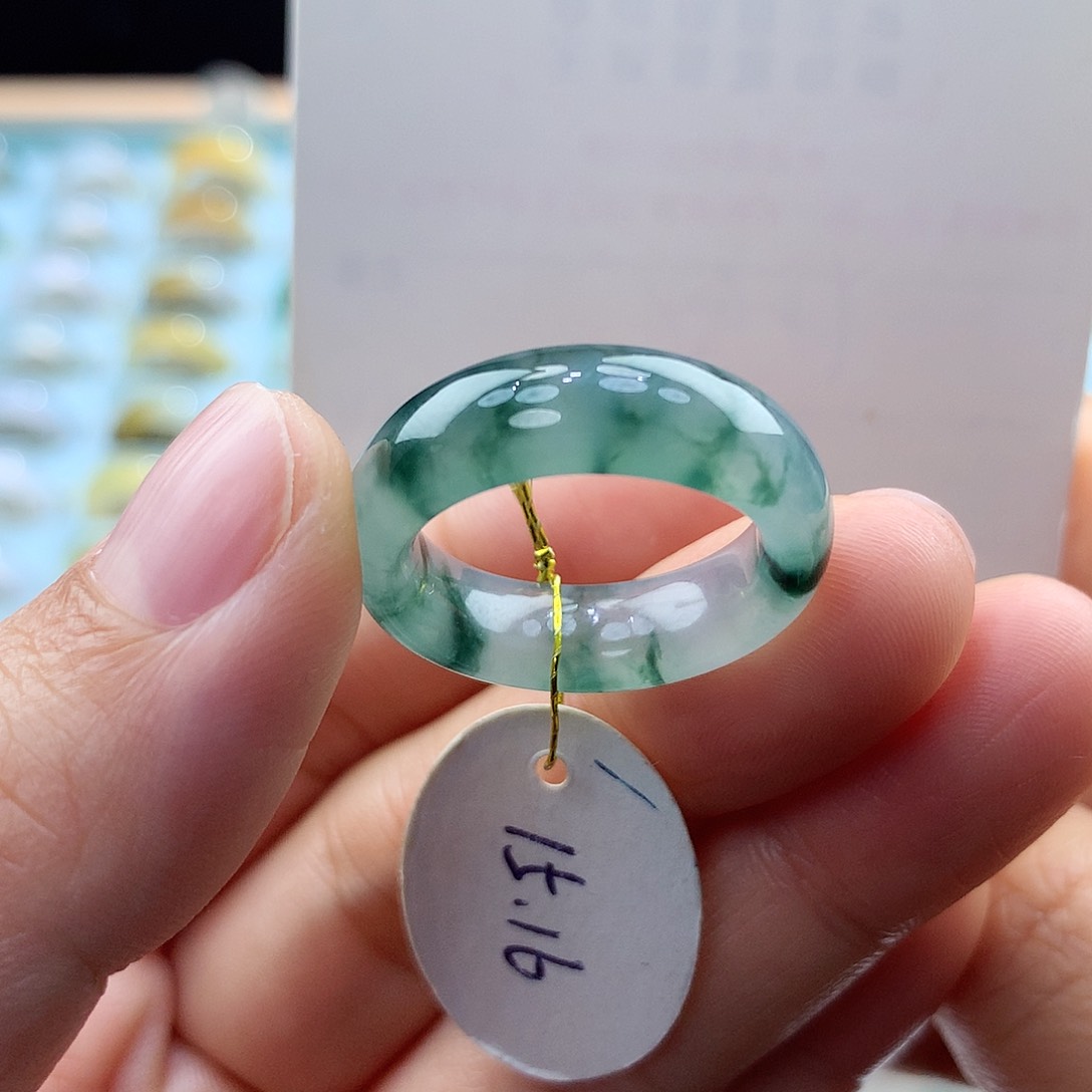 翡翠戒指未镶嵌1516圈