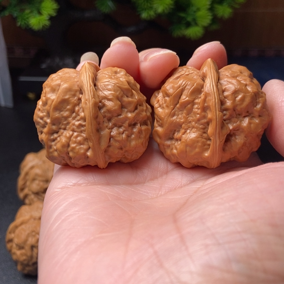 滹***肼文玩核桃把件蛤蟆头