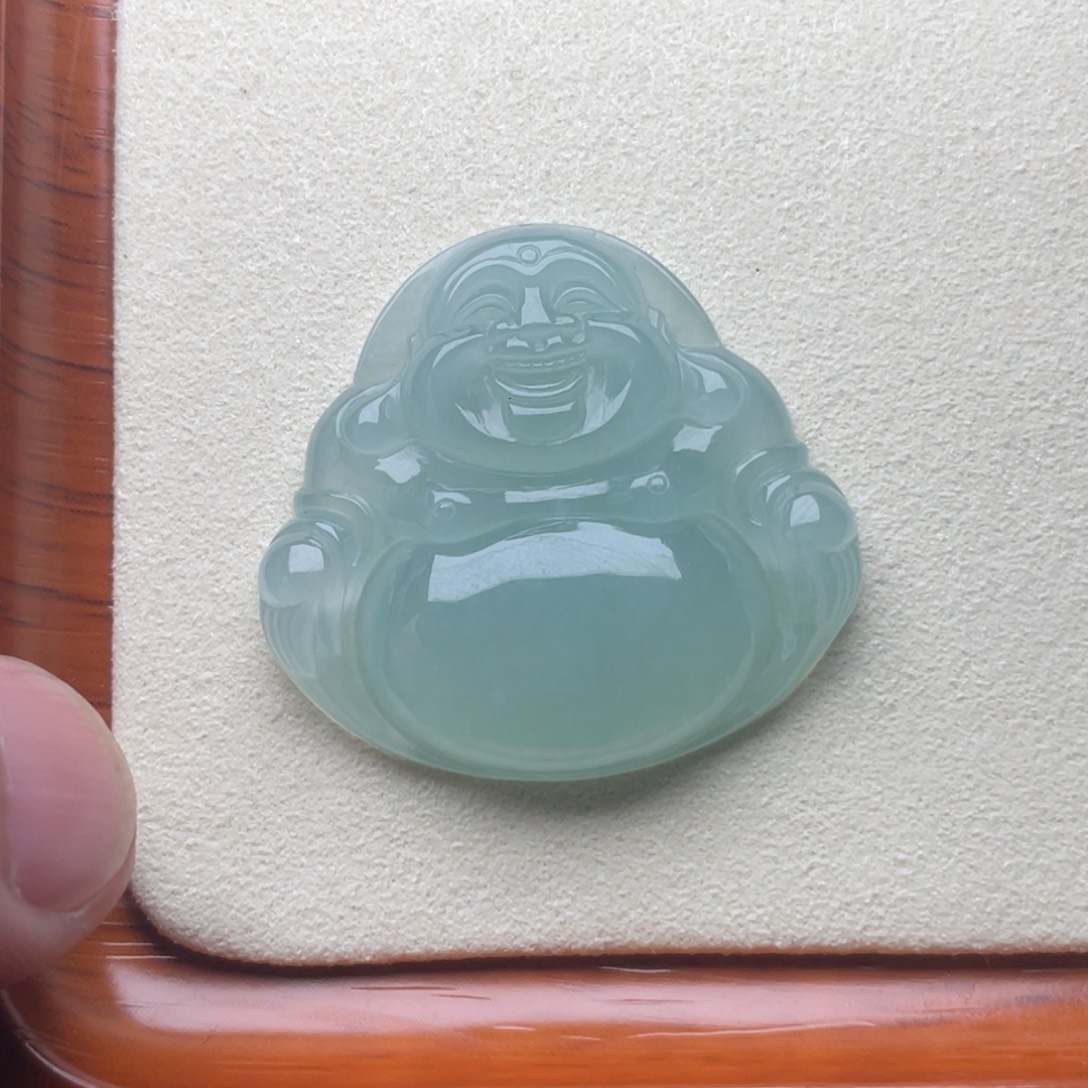 未镶嵌定制翡翠晴底色佛公
