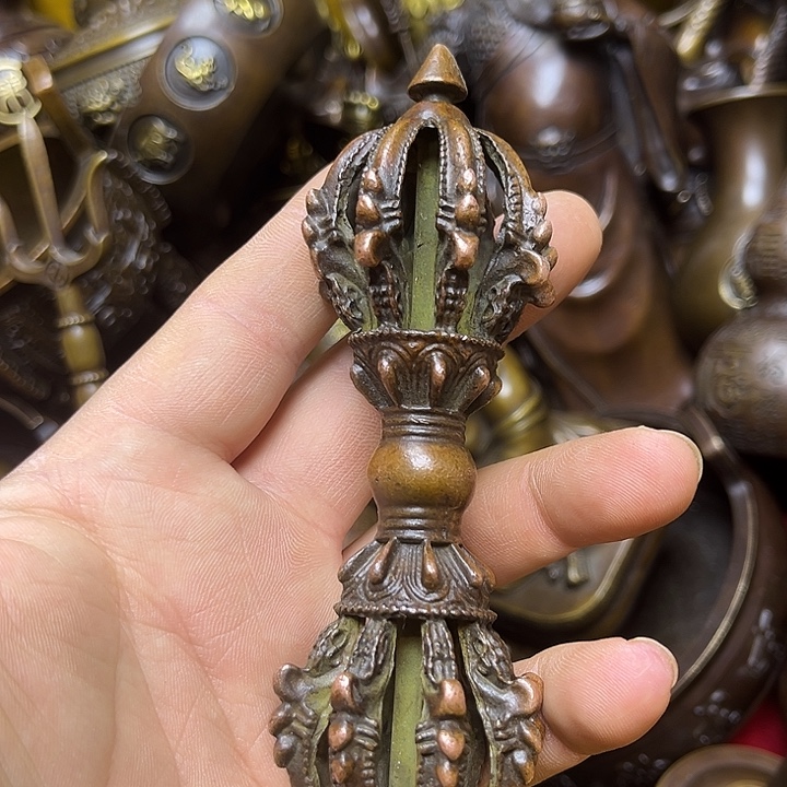 诚信经营精美铜器