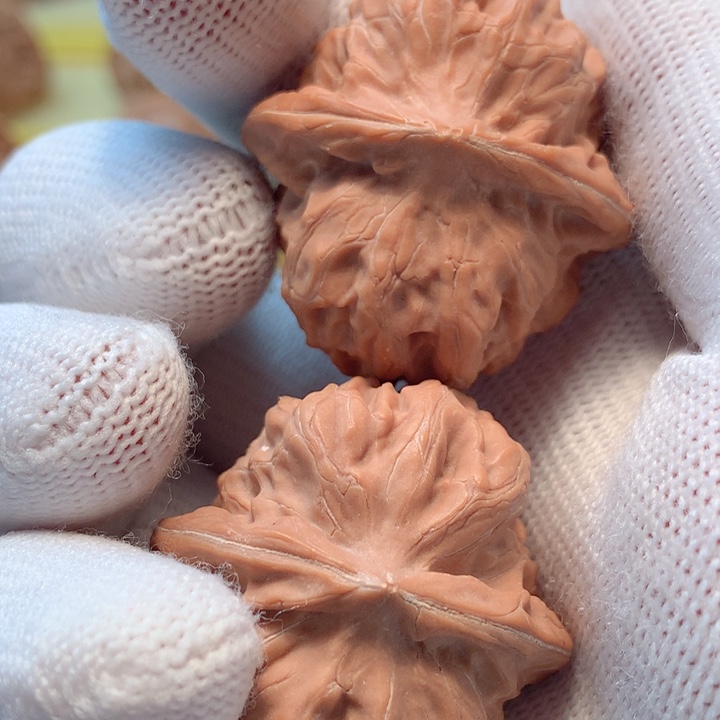 文玩核桃把件门头沟元宝