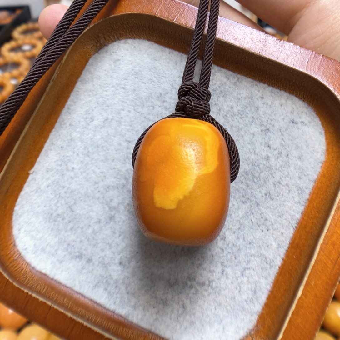 蜜蜡颈饰未镶嵌蜜蜡