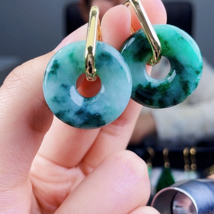 翡翠耳饰未镶嵌饰品