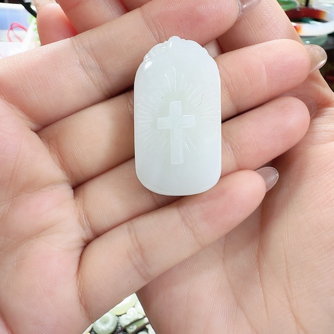 颈饰未镶嵌和田玉