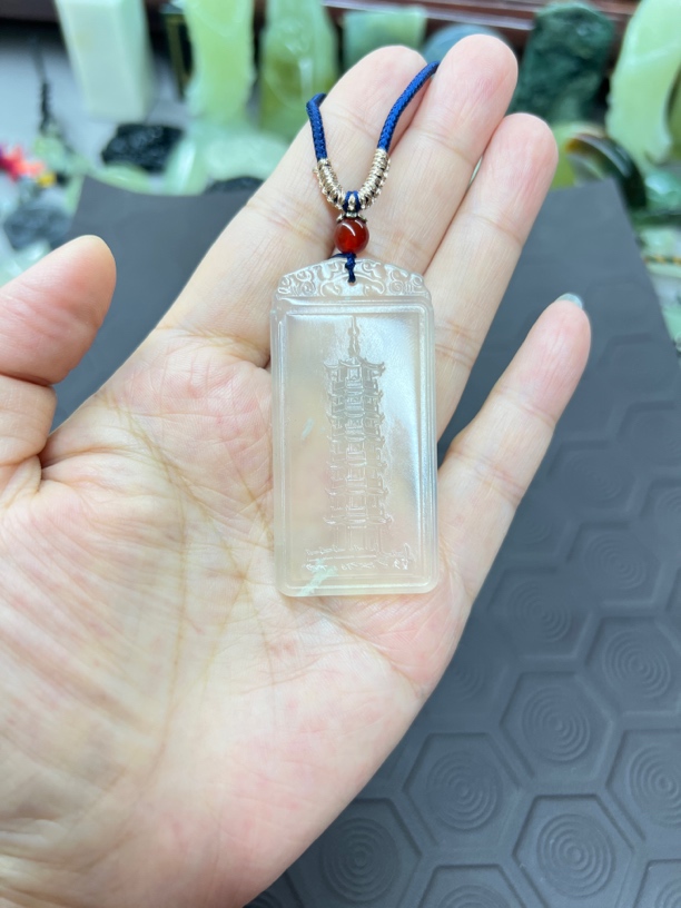 天然岫玉文昌塔吊坠，助事事业业学学业业，