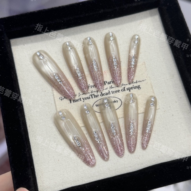 【糖霜飞羽】法式气质千金渐变轻奢猫眼爆闪显白纯手工穿戴甲