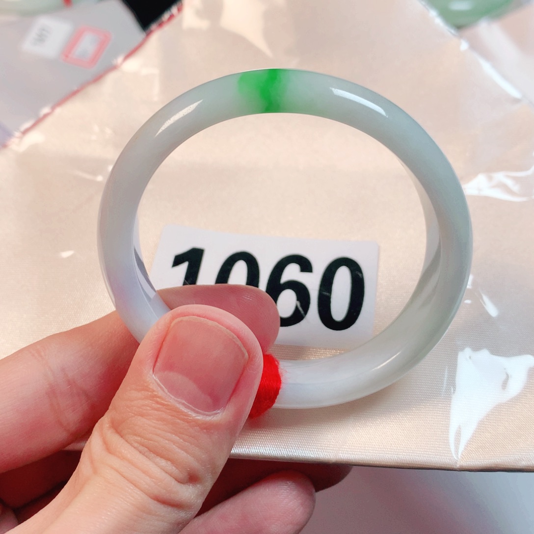 翡翠手镯未镶嵌翡翠手镯1060