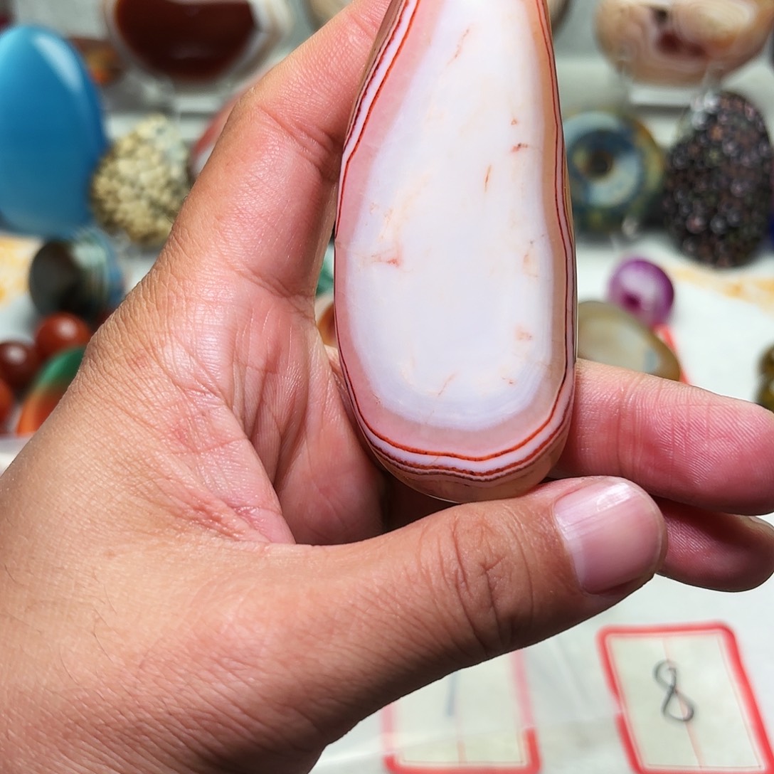 庆***玛瑙/玉髓未镶嵌颈饰