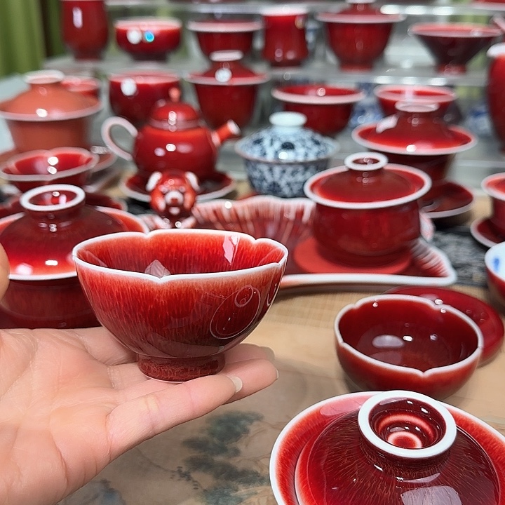 则*道景德镇陶瓷红马坊花口鸡心杯