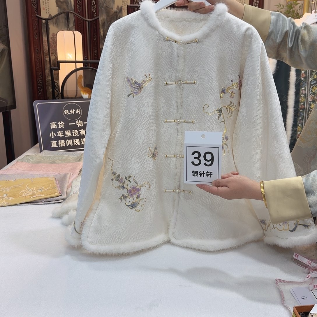 高***社非遗传承人的精神风貌和