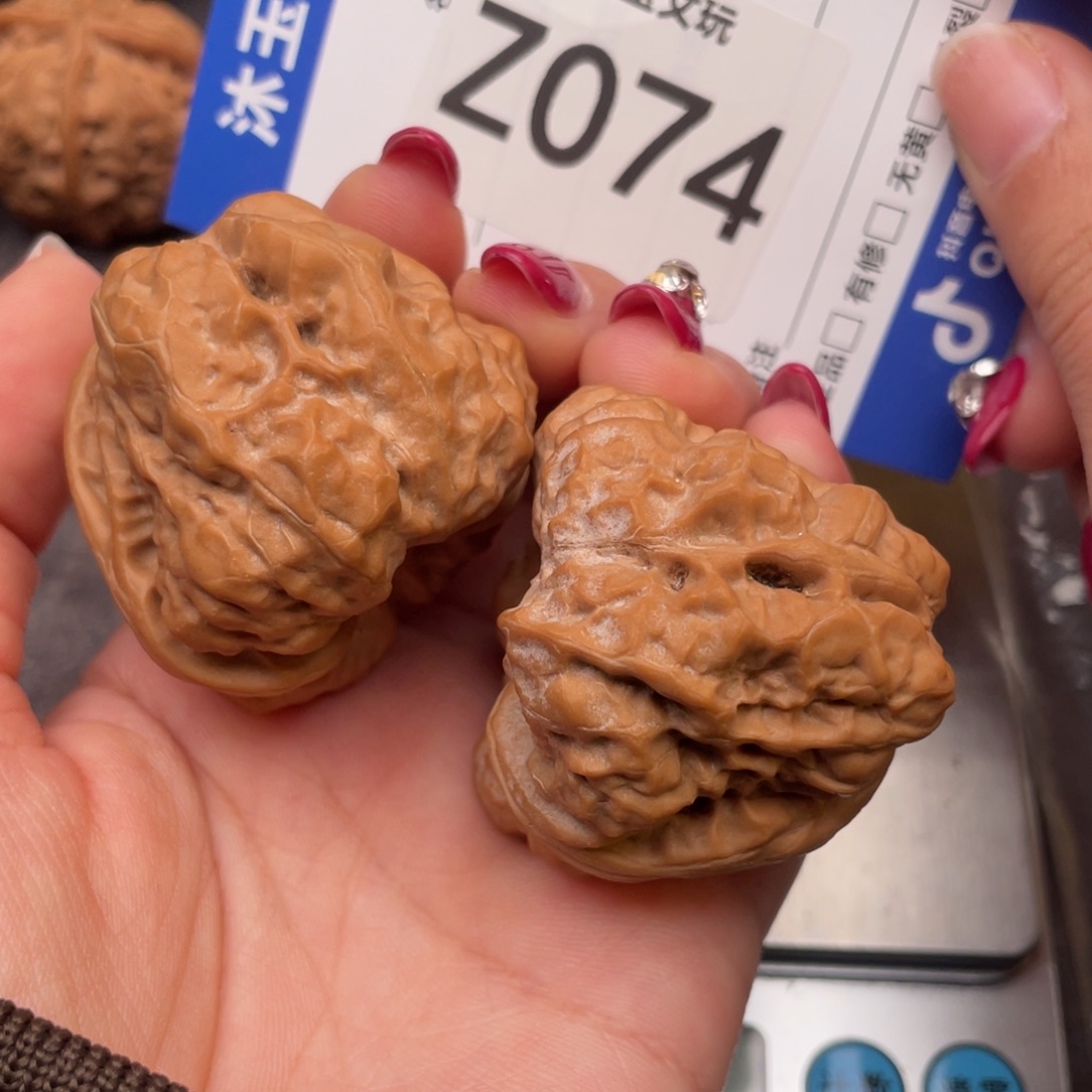 吊坠文玩核桃404437三角