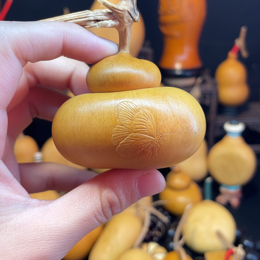 用***8钱袋子押花葫芦葫芦