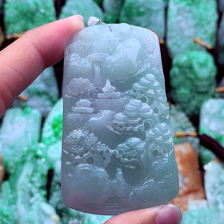 翡翠吊坠(不含链)未镶嵌