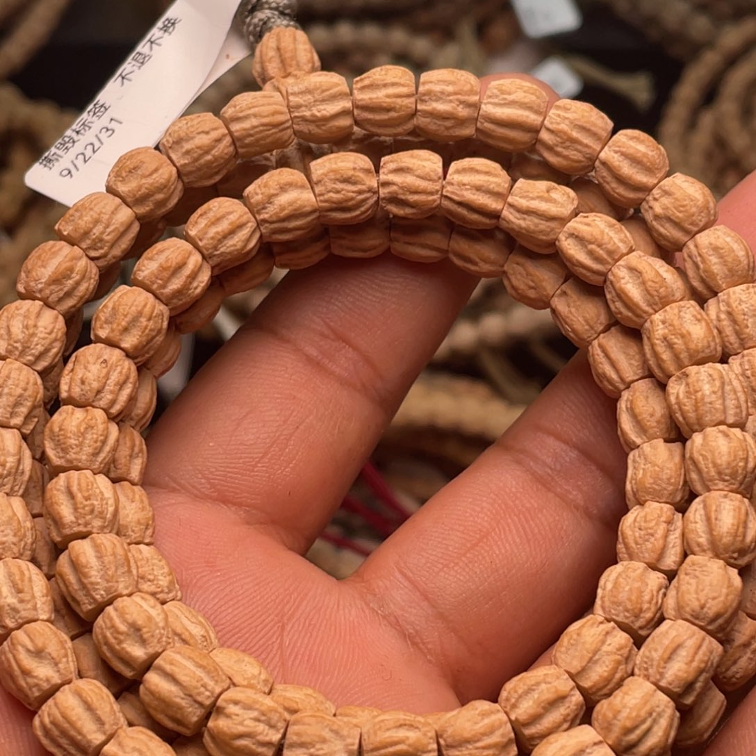 手串柏香籽/百香籽C***.