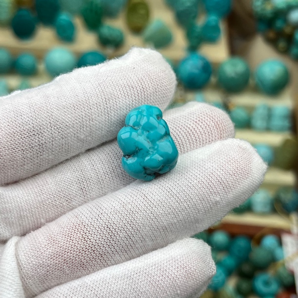 天然原矿绿松石随形籽