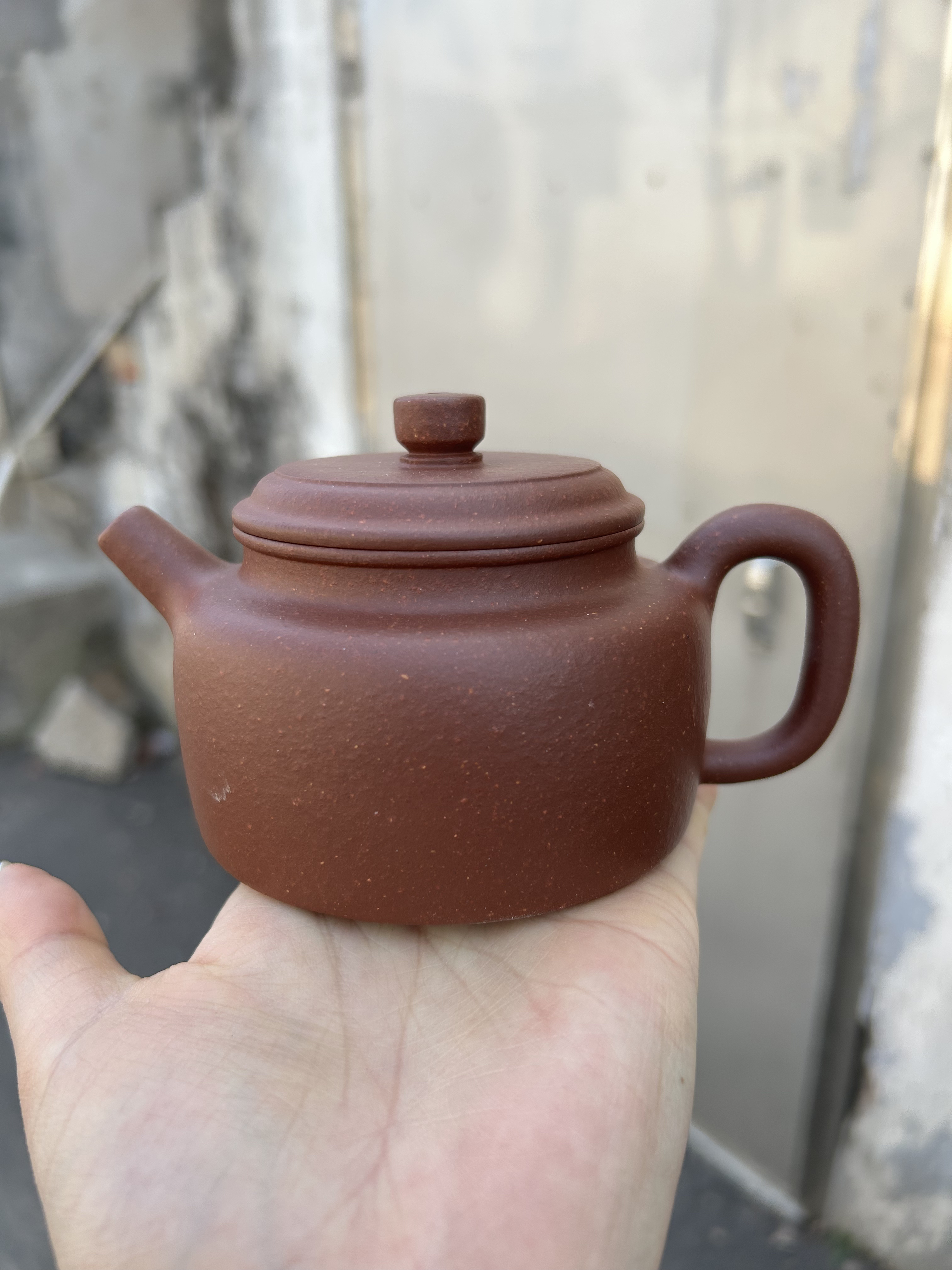 宜兴原矿手工紫砂粗砂紫泥德中紫砂壶